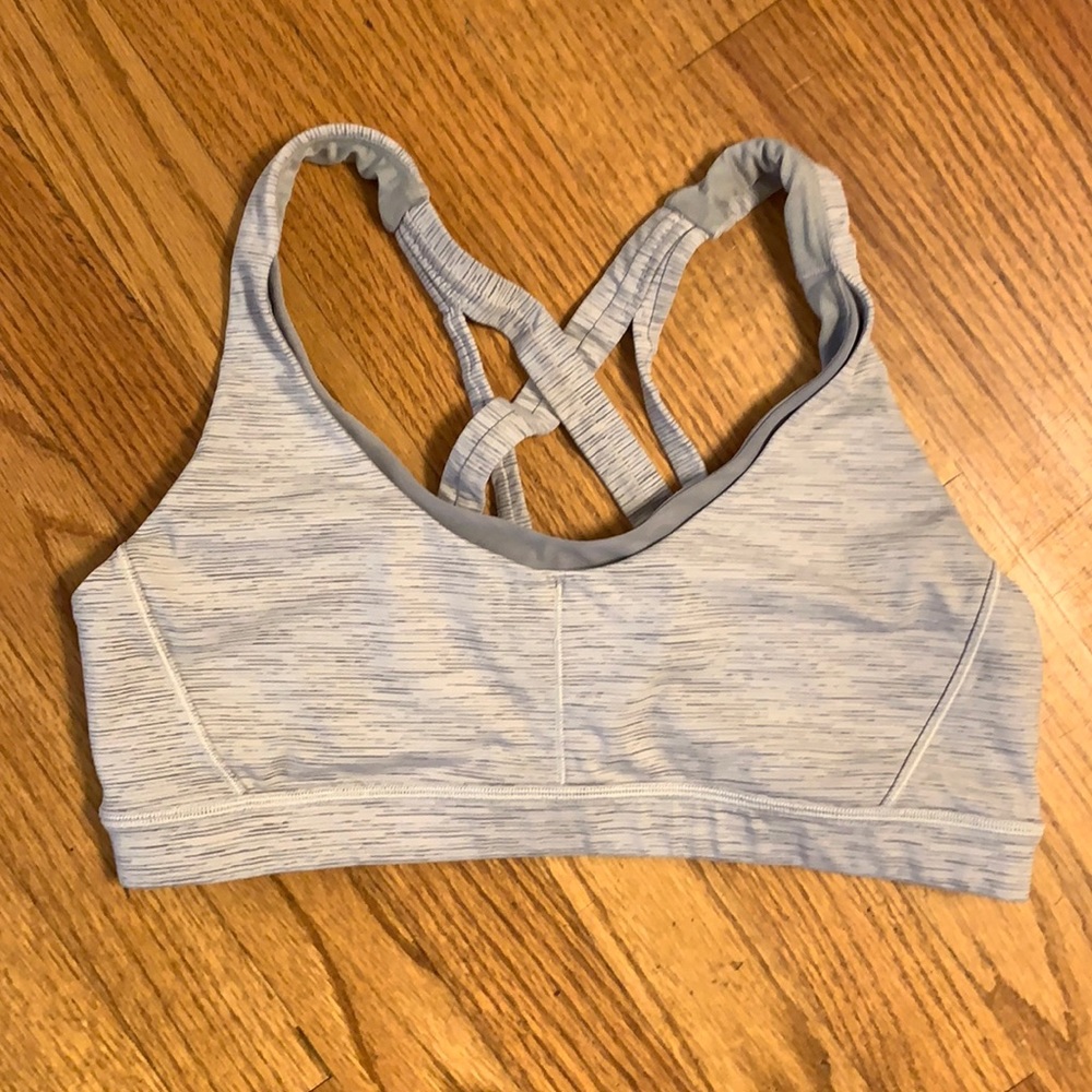 Lululemon sports bra
